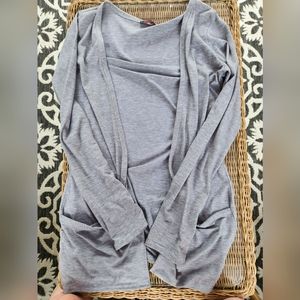 Beba long sleeve gray cardigan with side pockets